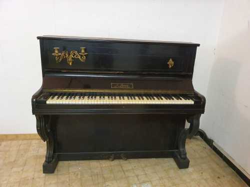 Piano L. Baron 1890 - 1920