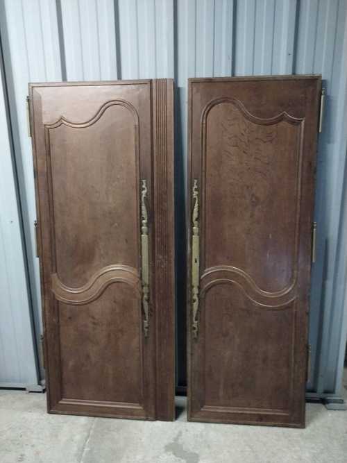 Portes armoire ancienne