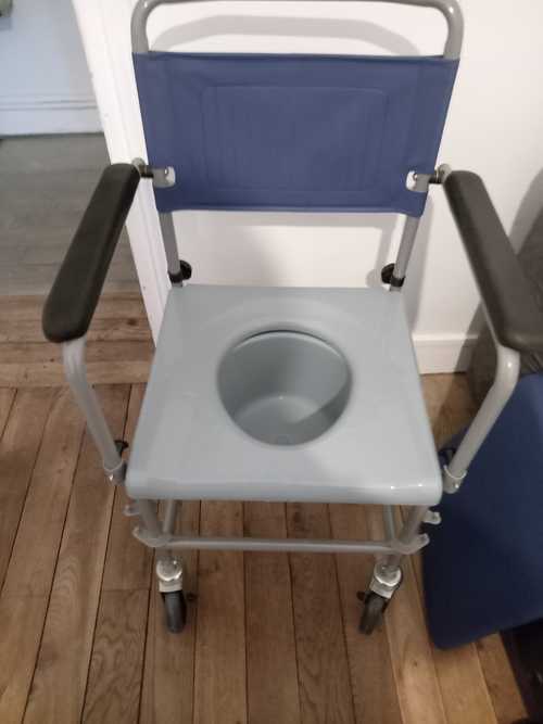 Chaise toilettes personnes âgées 