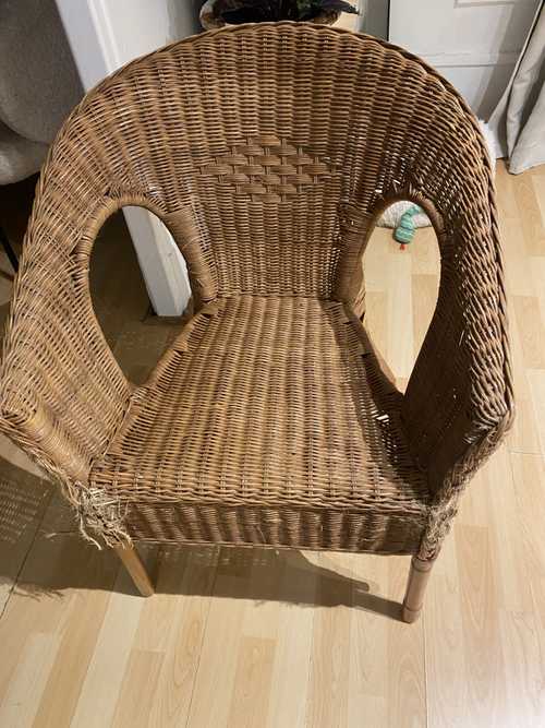 Chaise en bois 