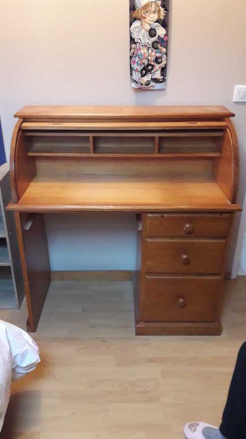 Bureau cylindre en bois 