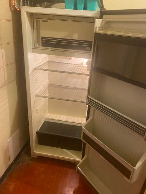 frigo avec partie freezer