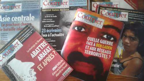 revues Courrier interrnationnal de 2001 et 2002