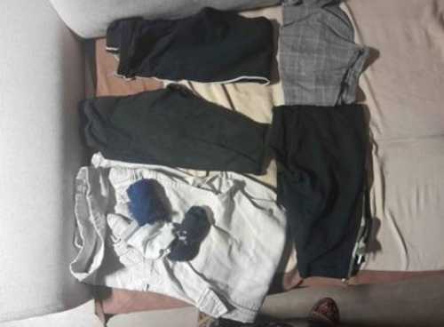 Lot de vêtements fille taille 12 ans A DONNER