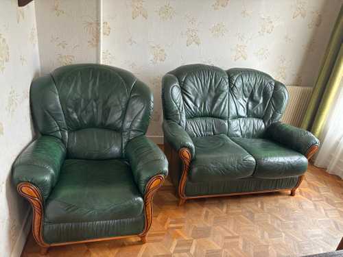 Canapé 2 places et fauteuil cuir vert non converti